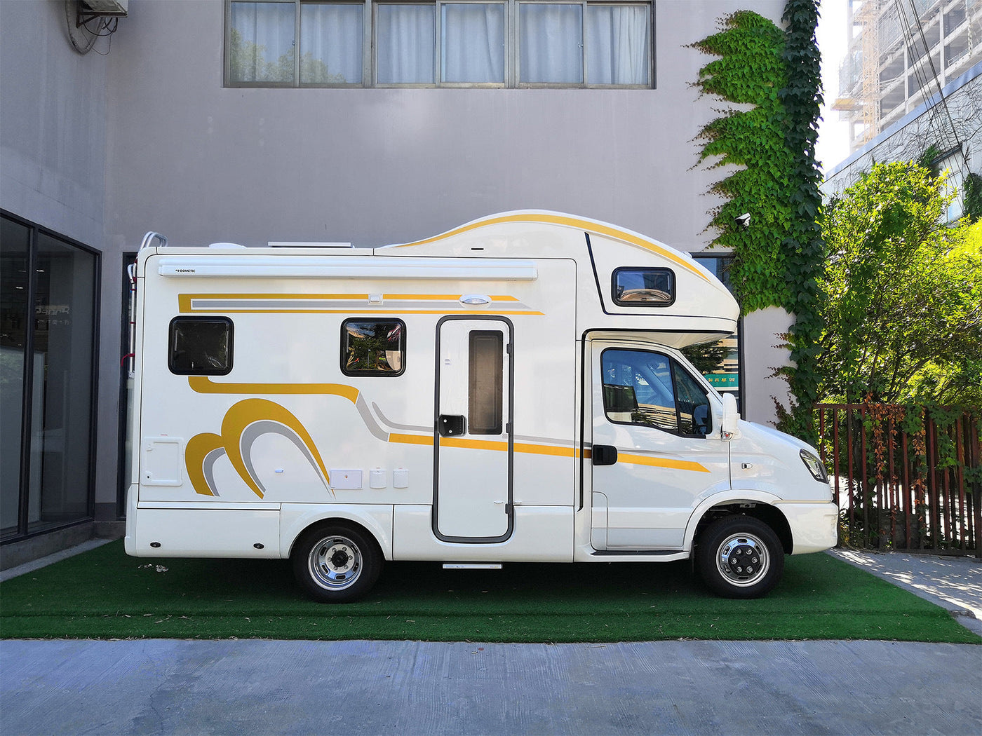 RV Tire Age and TPMS: Why Monitoring Matters More as Tires Get Older