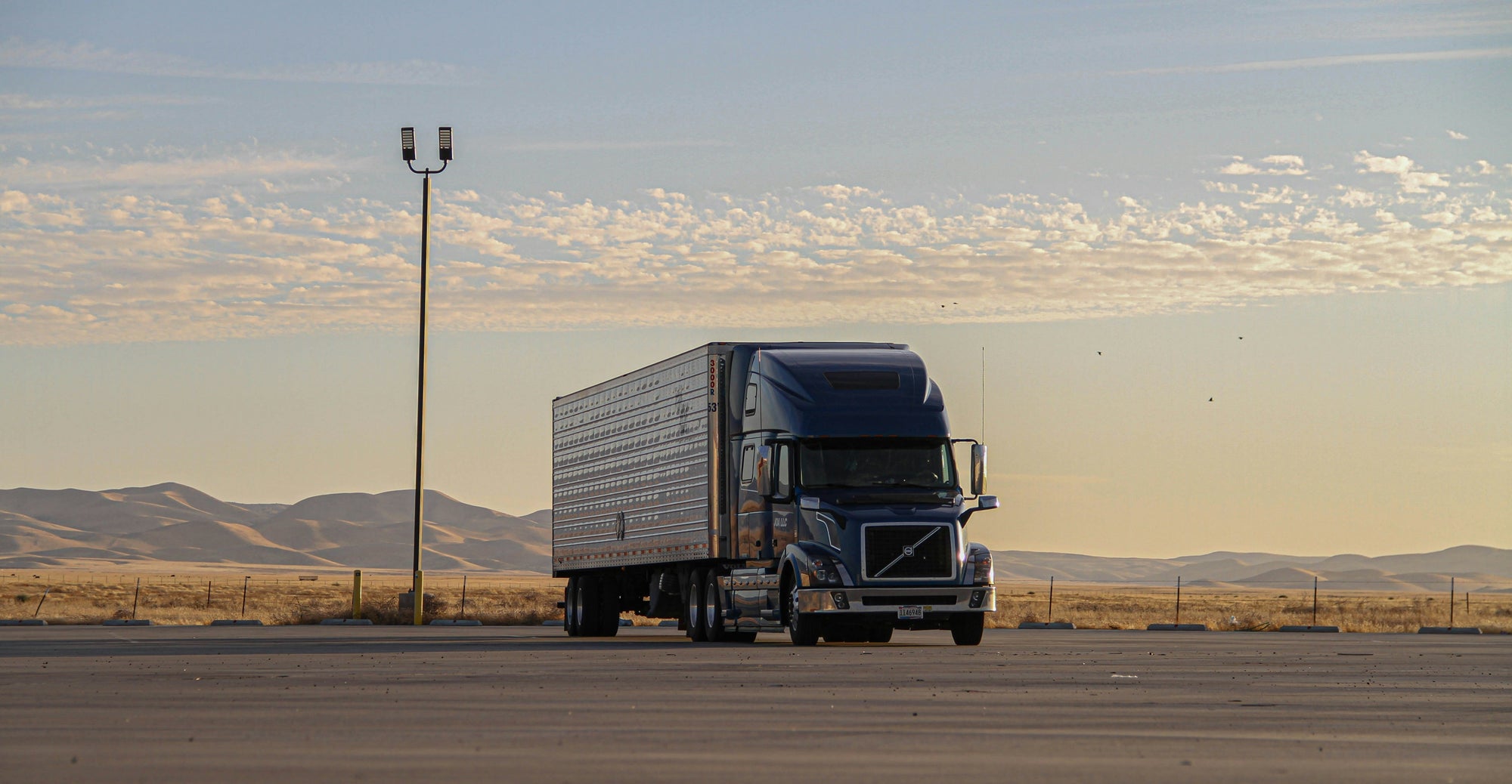 Heavy-Duty RV TPMS: Why 8/12-Wheel Systems Aren't the Same as Passenger Car Sensors