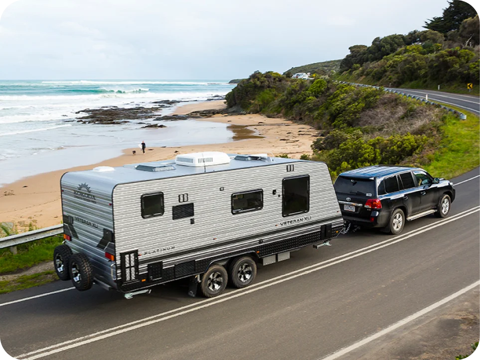 Long-Haul Trucking and Tire Blowouts: What the Data Says and How TPMS Changes the Equation