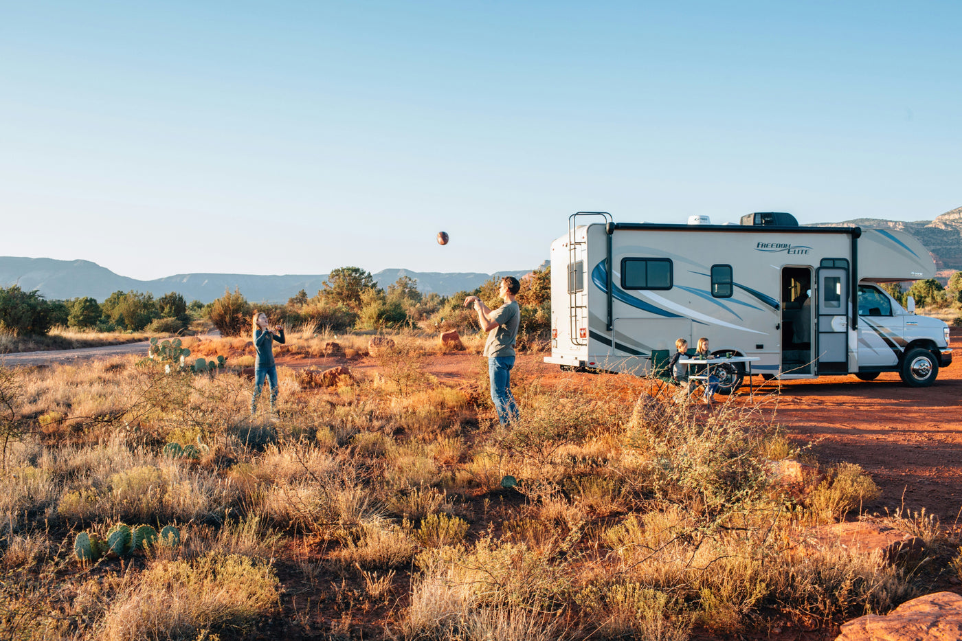Honest RV TPMS Review 2025: Why Grundig Beats TST 507, TireMinder &amp; Tyrepal